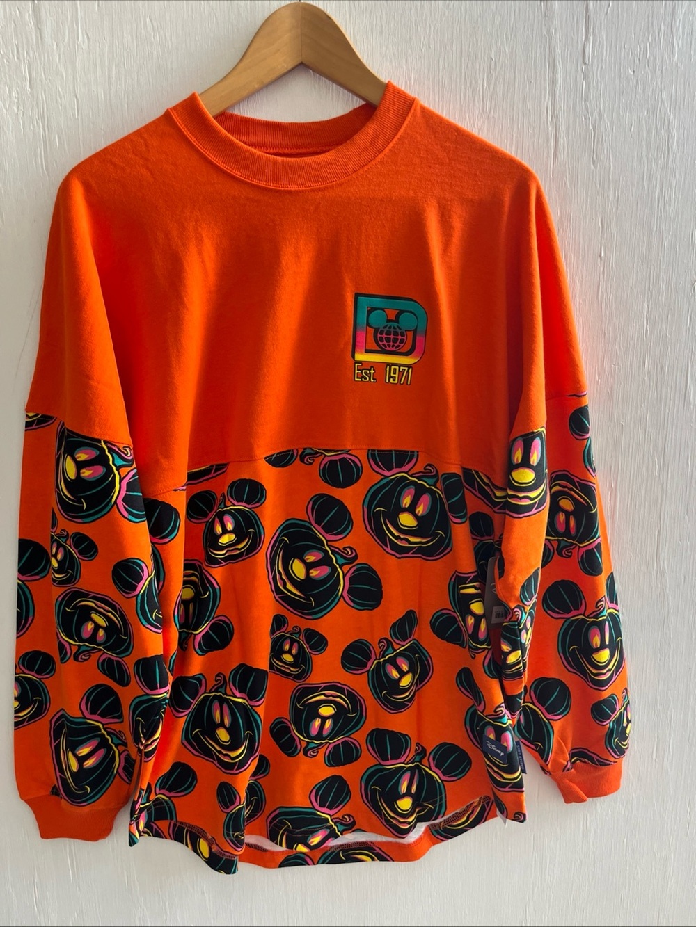 DISNEY SPIRIT JERSEY Walt Disney Orange Pumpkin Shirt Unisex Size S NWT